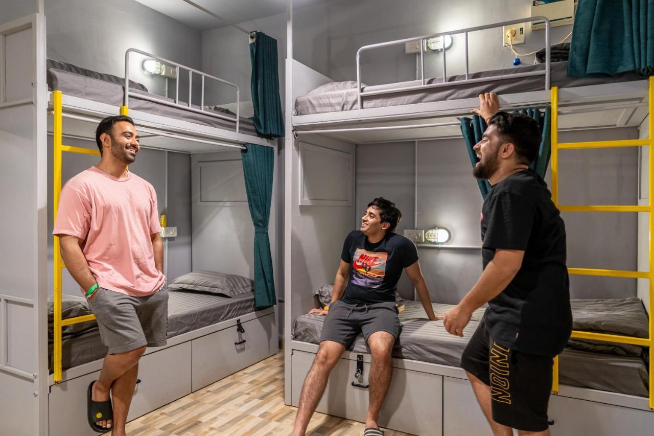 Whoopers Hostel Anjuna, Goa Eksteriør bilde